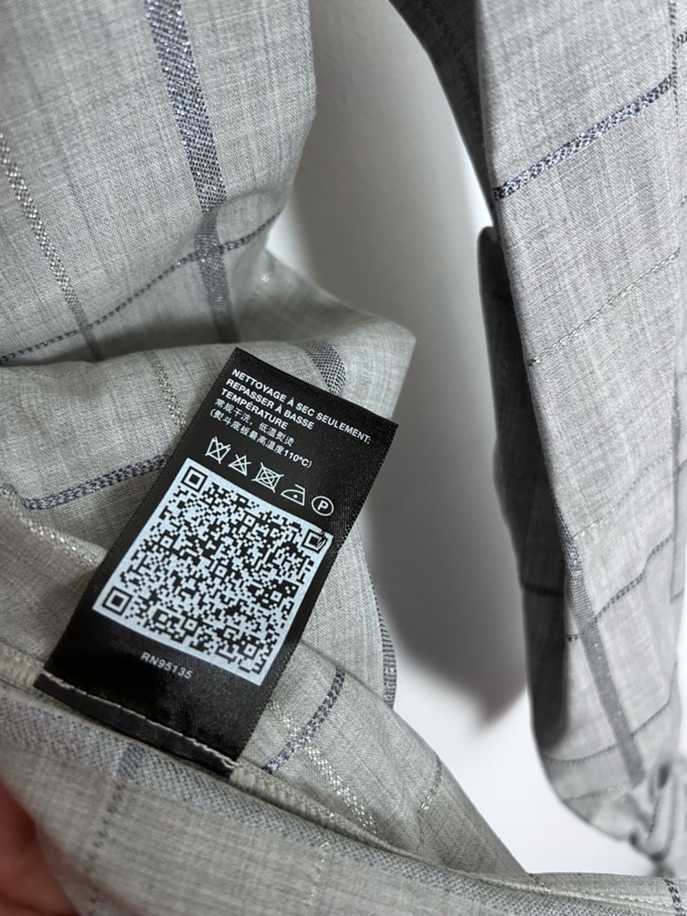 LAFAYETTE 148 New York Wool Blend Windowpane Blouse Size M NWT - Picture 8 of 9